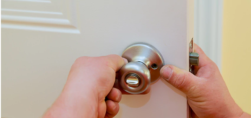 After-hours Locksmith For Lock And Key Installation in La Mirada, CA